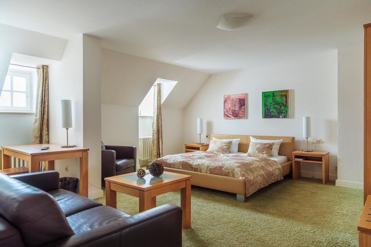 Zum Simonbraeu Hotel Bitburg Buitenkant foto
