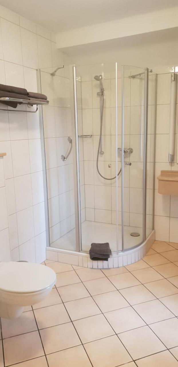 Zum Simonbraeu Hotel Bitburg Buitenkant foto